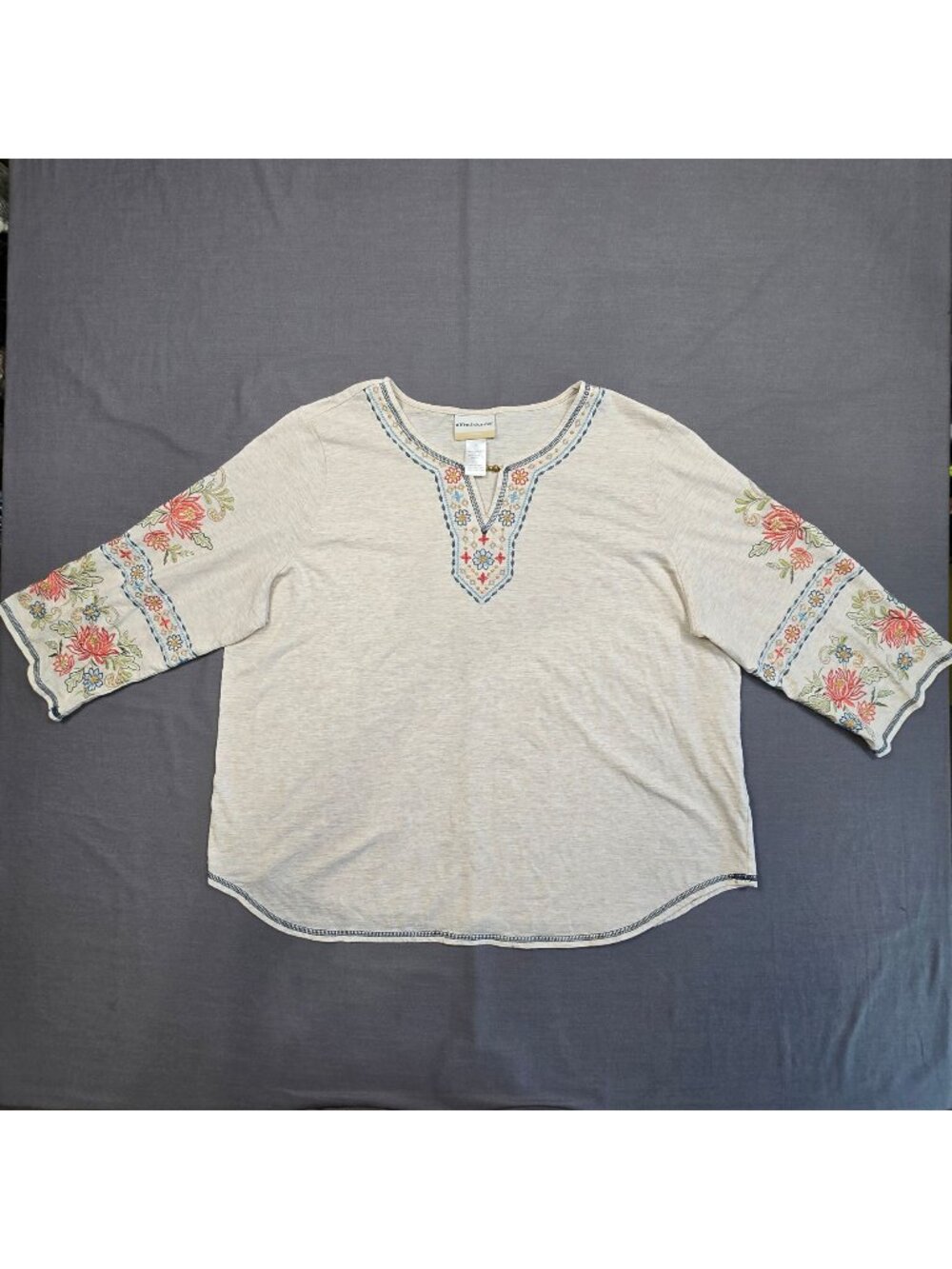 Alfred Dunner 2X Boho Top Beige Floral Embroidered Lightweight